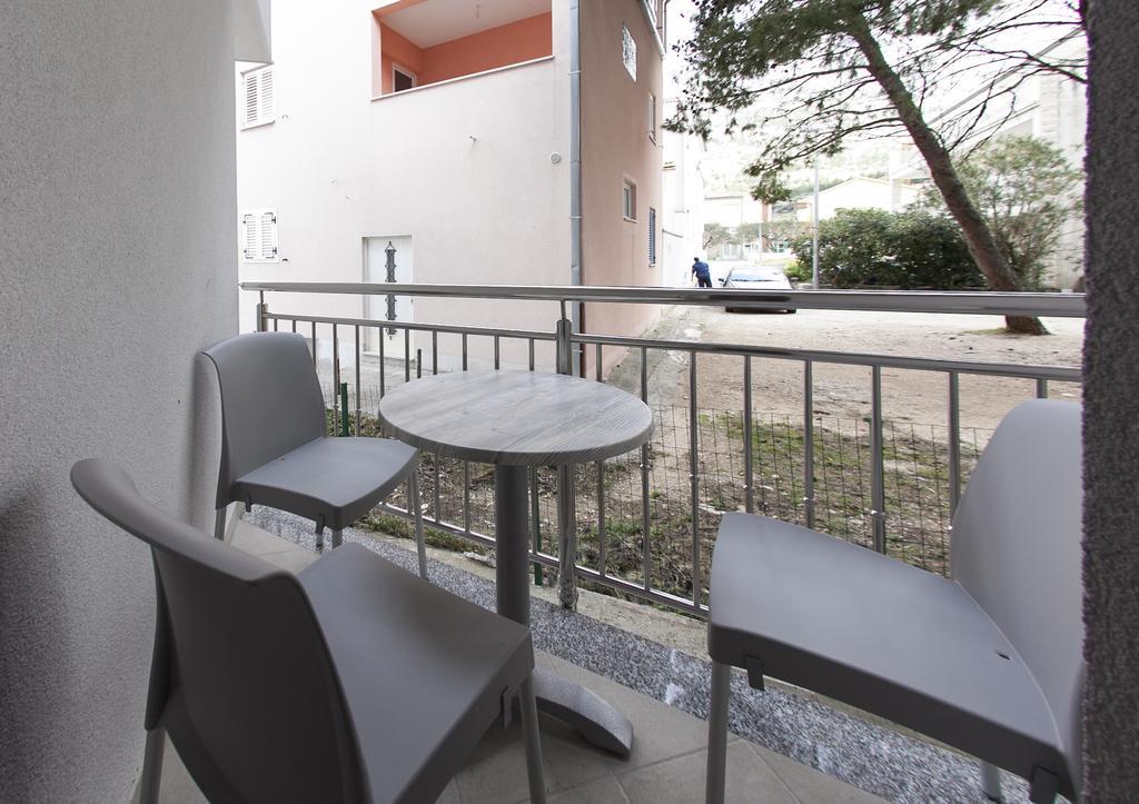 Guesthouse Villa Klara Baška Voda Kültér fotó