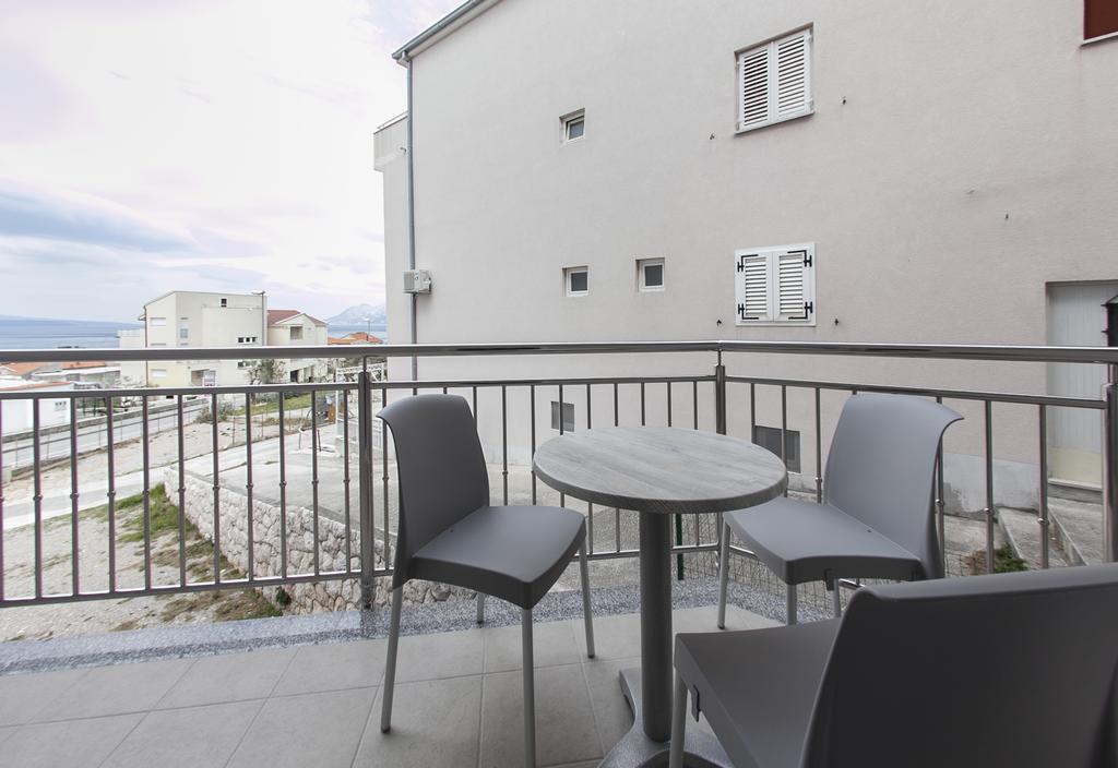 Guesthouse Villa Klara Baška Voda Kültér fotó